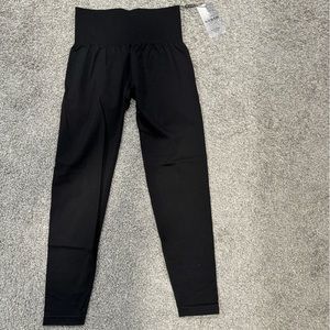 NVGTN workout leggings